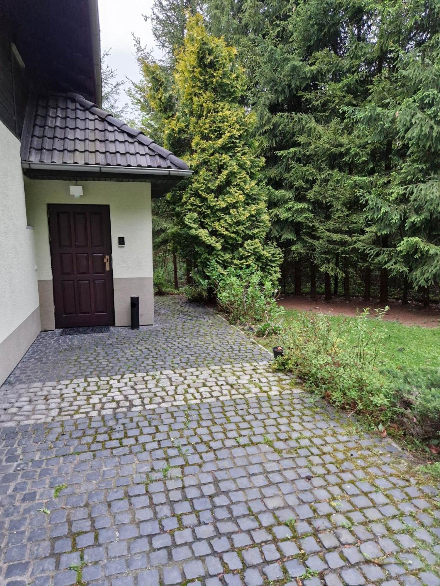 Villa Falsztyn Holiday Home Exterior foto
